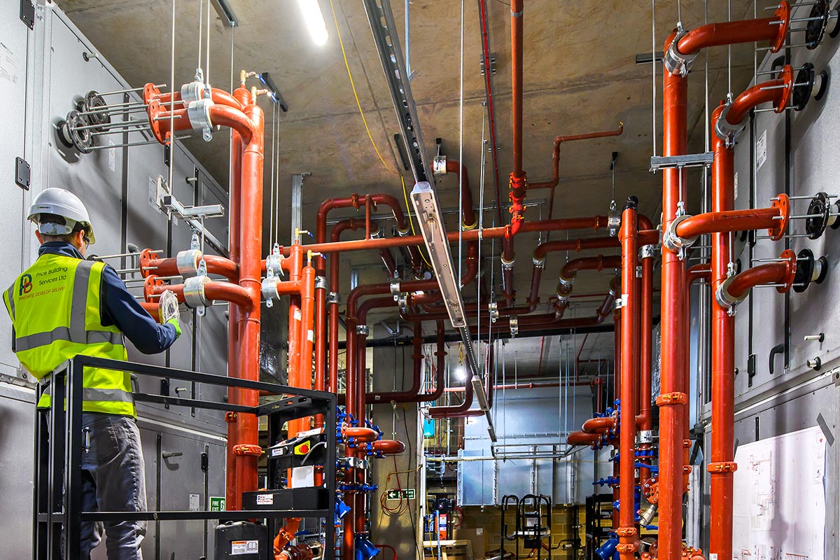 نصب سیستم HVAC در ساختمان با استفاده از فناوری‌های نوین
