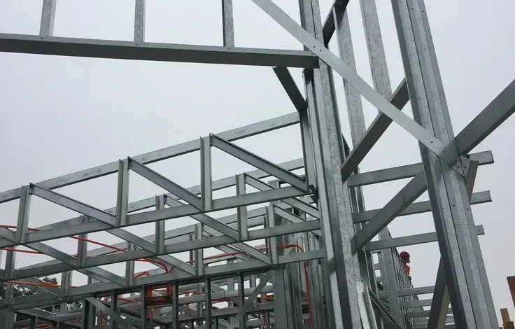 اسکلت فلزی ساختمان؛ طراحی و اجرای سازههای فولادی Steel Frame Construction