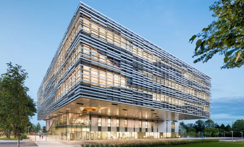 طراحی مرکز فناوری؛ معماری ساختمان‌های نوآوری و استارتاپی Technology Center Design